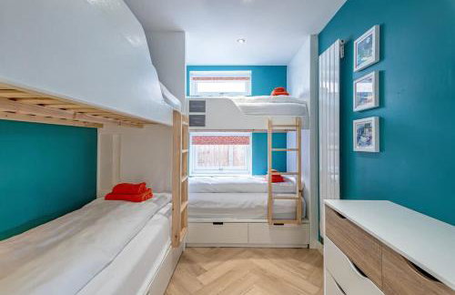 Family-Friendly Retreat between Beach & Mountains - Foto 21