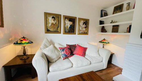 Hidden Cottage with Parking in Esher Surrey - Pass the Keys - Foto 2, Other