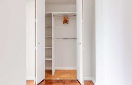 Blueground Theater District gym AC nr Times Sq NYC-1817 - Foto 13