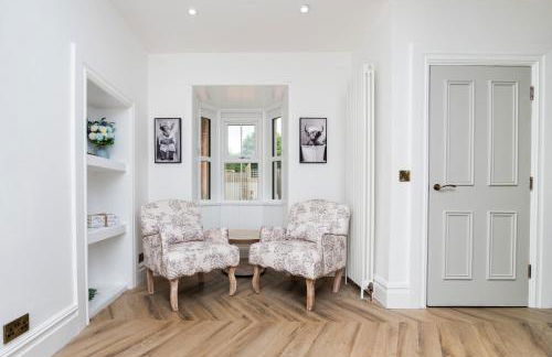 2 Bedroom Cottage-Free Parking - Photo 27