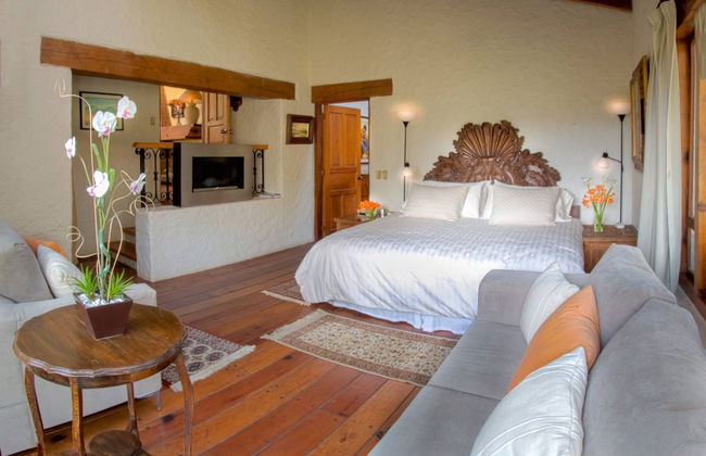 Country House In The Woods With River - Foto 2