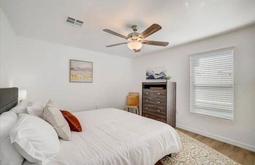 Spacious home With Heated Pool 3 miles from IMG! - Foto 56