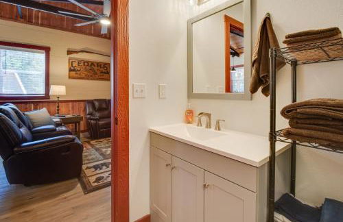 Lakefront Bull Shoals Cabin Rental Pets Welcome! - Foto 14