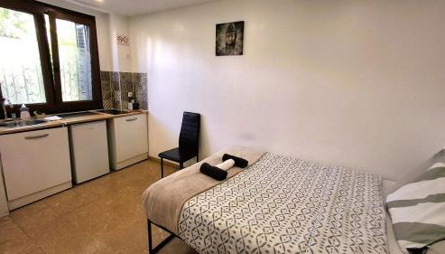 Studio indépendant et bien équipé avec véranda commune - Foto 3