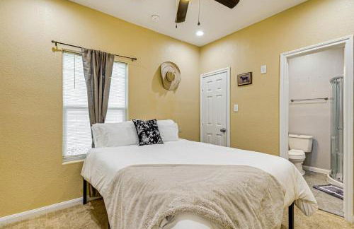 Pet-Friendly Home 2 Miles to Lake Conroe! - Photo 18