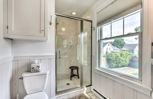 Walkable New Haven Retreat with Ocean Views! - Foto 16