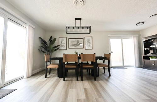 Family Friendly Southwest Bakersfield Retreat with Jacuzzi and Fenced Yard - Photo 16