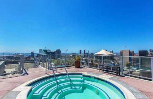 Modern Downtown SD Apartment Stunning City Views - Foto 29