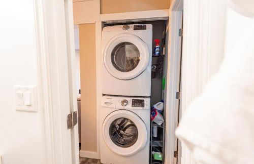 Sleeps 6-Full Kitchen-4 Beds-Big Couch-OfficeSpace - Foto 35