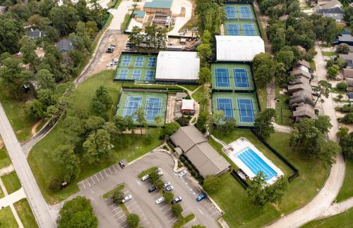 Serene Lakeside 2BR Sunset Views & Relaxing Stay - Foto 14