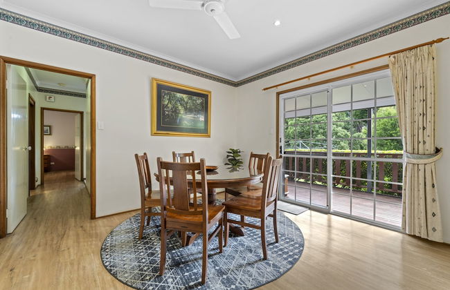 Birds 'n' Bloom Cottages - Photo 35