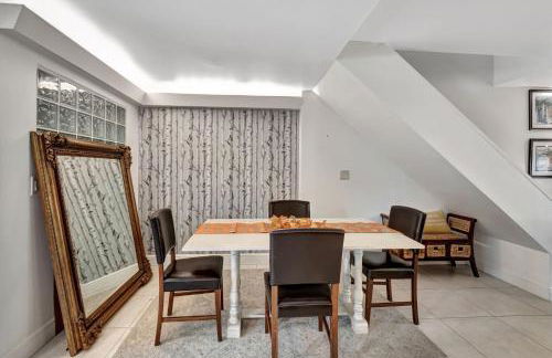 Magnificent Beach Townhome Steps from Atlantic Ave - Foto 23