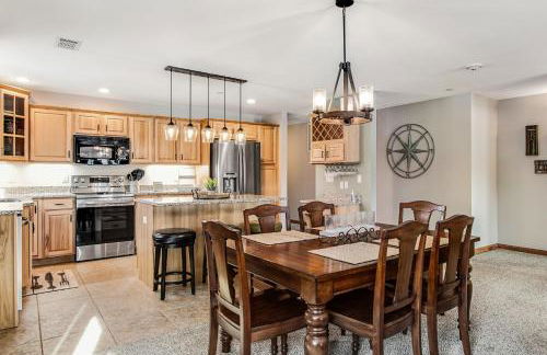 Condo On the Green - Foto 8