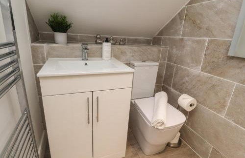 The bungalow at 46 Church St - Foto 21