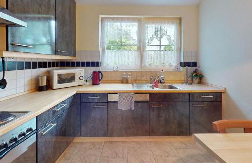 Großzügige Wohnung mit Küche - Foto 5