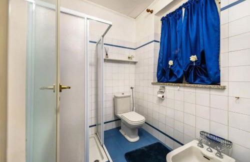 Bilocale in centro con parcheggio gratuito 4 persone - Foto 8