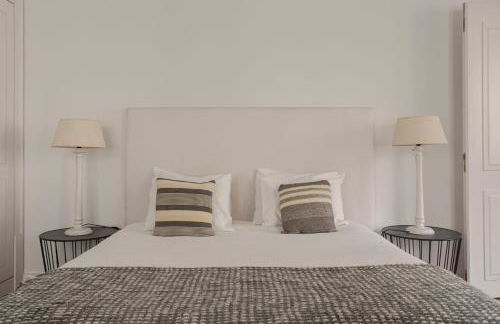 Chic 1-Bedroom in Cais do Sodré - Modern and Central - Photo 14