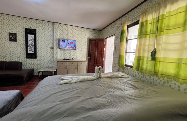 Chang Phueak Chao Samran Beach - Foto 22