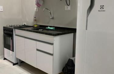 AP Perto do Aeroporto com Ar C, simples e confortável - Foto 2