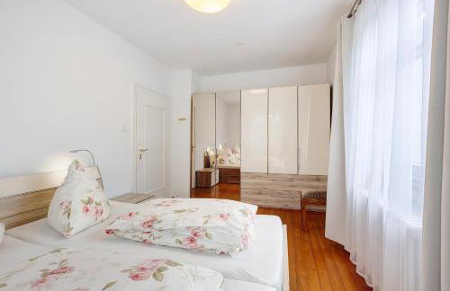 Rotes Haus über den Weinbergen - Photo 20