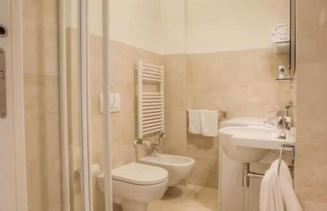 Embassy Aparthotel - Foto 30