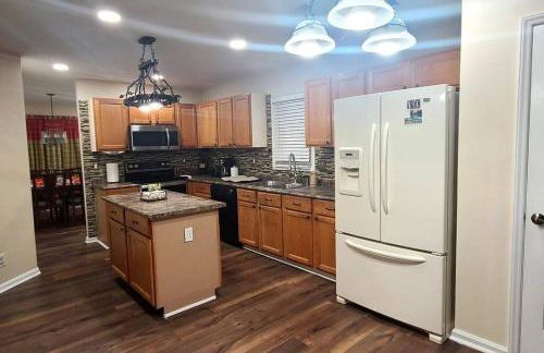 Sweet Home in the heart of Cary Close to NCSU UNC DUKE - Foto 14