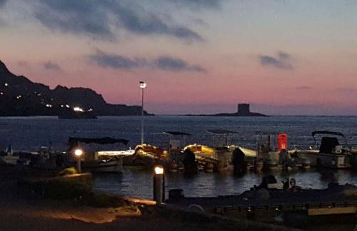 Panoramic villa on top of Capo Falcone - Foto 76