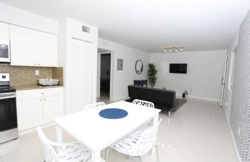 Little Habana Aparts close to Calle 8 - Foto 30