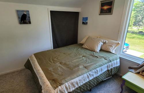 Oscoda Hilltop Haven - Great Location near Beach! - Foto 46