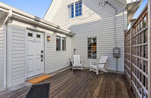 "Broadway Hideaway" by Roxy Rentals - Foto 55