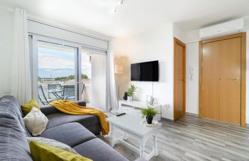 Penthouse - Sea Views & 5min to Beach - Fast WiFi - AC - Foto 6