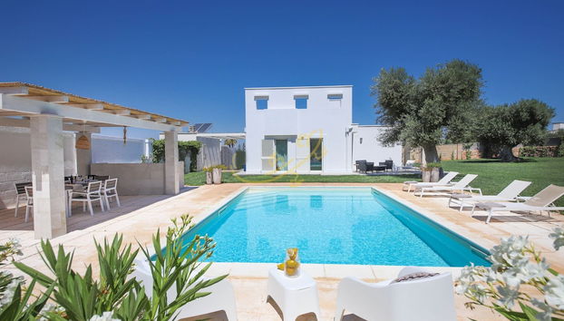 TD Villa Patrizia Pool & Alfresco Kitchen - Foto 2, Quarto