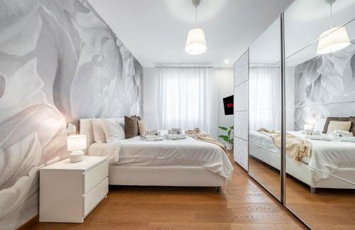 [Via Indipendenza] – Attico di lusso con Piscina - Photo 12