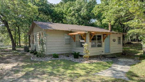 Owl Hoot Lake Retreat- Dock, beach & wooded haven! - Foto 3