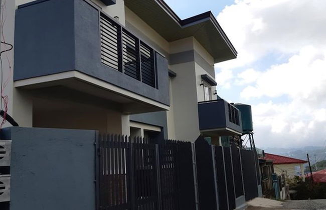 Restful 3BR Hillside Duplex - Foto 36