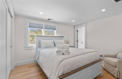 New Family Coastal Retreat Game Room Firepit - Photo 41