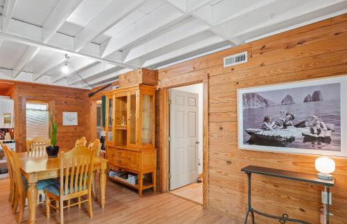 Wonderland Cabin - Enchanting Lakeside Sanctuary - Foto 8