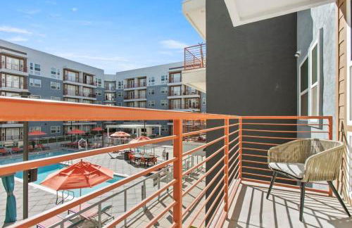 Cozysuites PHX RORO Gym Pool Pets Parking #12 - Photo 26