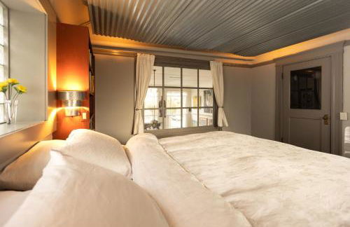 Luxury Living in Historic Bank Haven of Art&Music - Foto 26