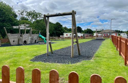 Carre Retreat with private hot tub - Photo 20