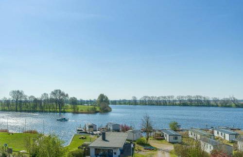 Spacious Ensemble Hecht Right On The Eider River - Photo 20