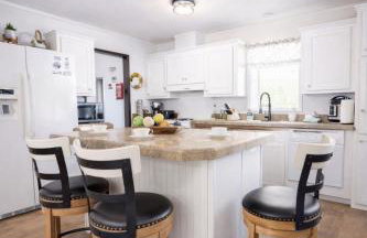 Family Country Retreat w Pool, Games & Fire Pit - Photo 8
