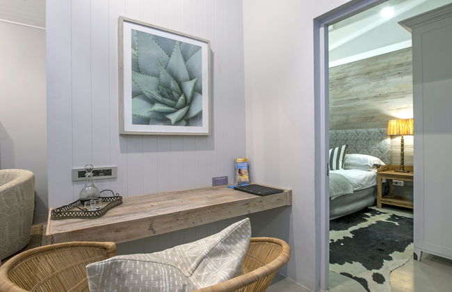 Driftwood - Kenton on Sea - Photo 14