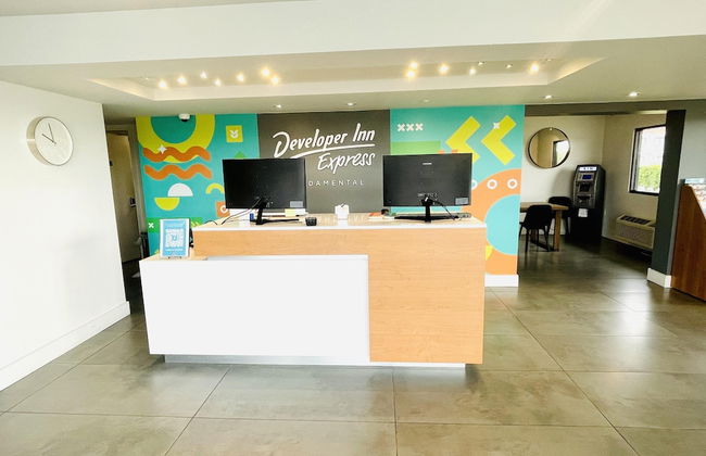 1/1 Condo-hotel With Double bed and Community Pool Miles From Disney! - Foto 21