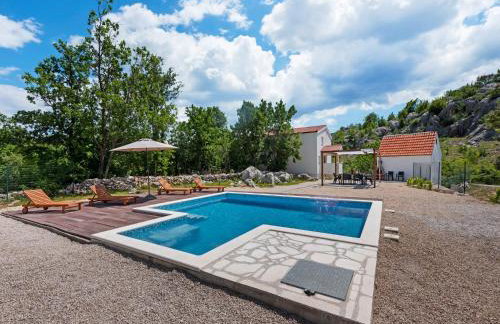 Bonaventura - Countryside Villa near Split with Private Pool - Photo 47