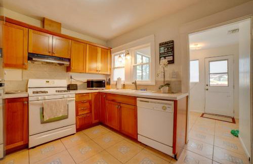Home 1/2 Mi to Dtwn Riverside: Families Welcome! - Foto 8