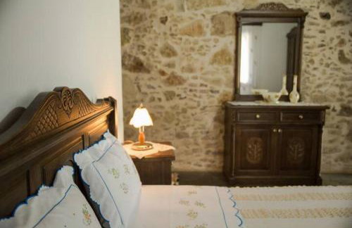 Sofiana's Garden Retreat with Private Pool - Foto 27