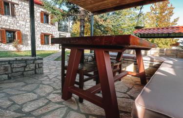 The Lady of the Lake - Photo 18