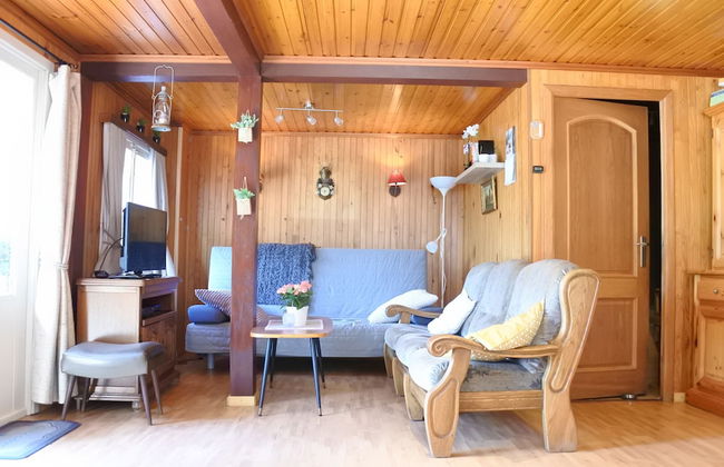 Charming Holiday Chalet Located in a Private Estate With Fenced Garden - Foto 5