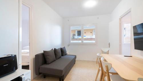 Homenfun Barcelona Park Güell - Photo 4